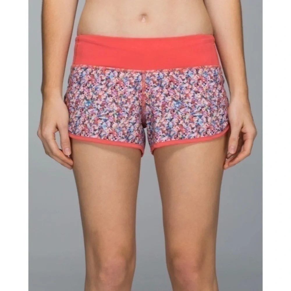 Lululemon Run Speed Short *4-way Stretch in Prism Petal Multicolor Floral Shorts